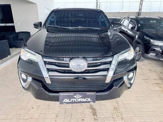 TOYOTA HILUX SW4 2.7 SRV 7 LUGARES 4X2 16V FLEX 4P AUTOMÁTICO